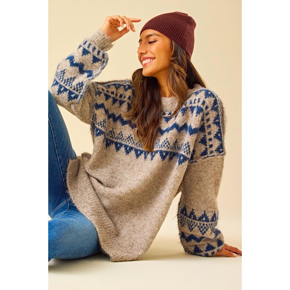 Altar'd State Cozy Festive Fair Isle Oversized Knit Sweater Beige Navy Blue XS